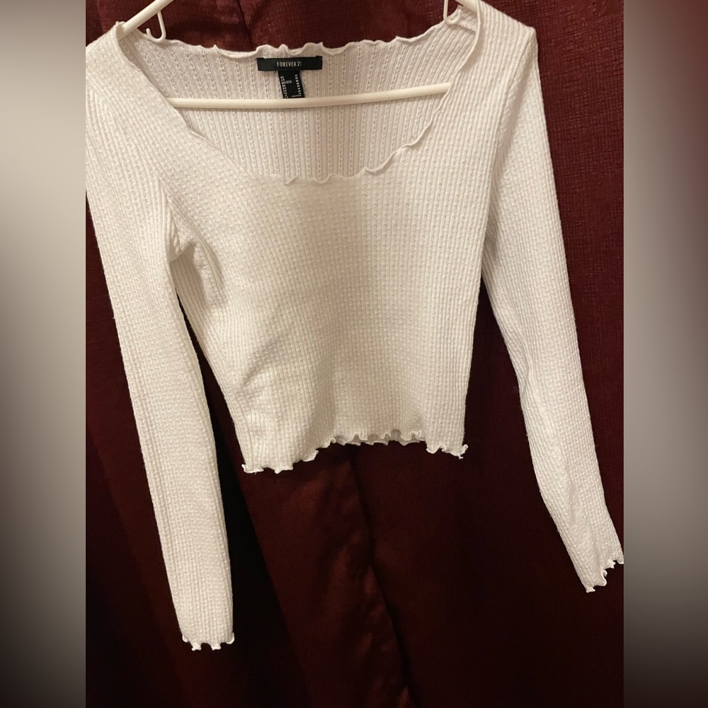 Forever 21 Lettuce Edge Square Neck Crème Colored Crop Top Size Medium